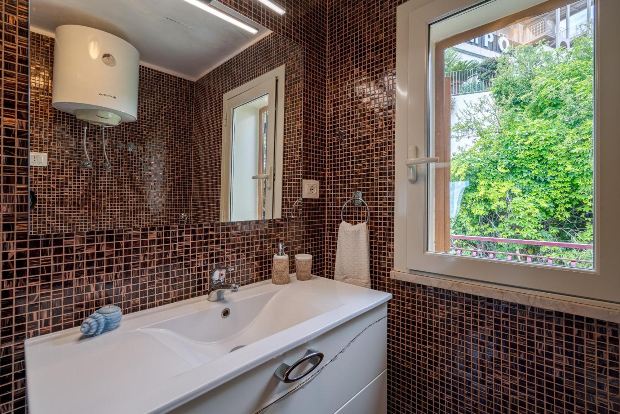 La Goccia Sul Mare Apartment Letojanni Luaran gambar