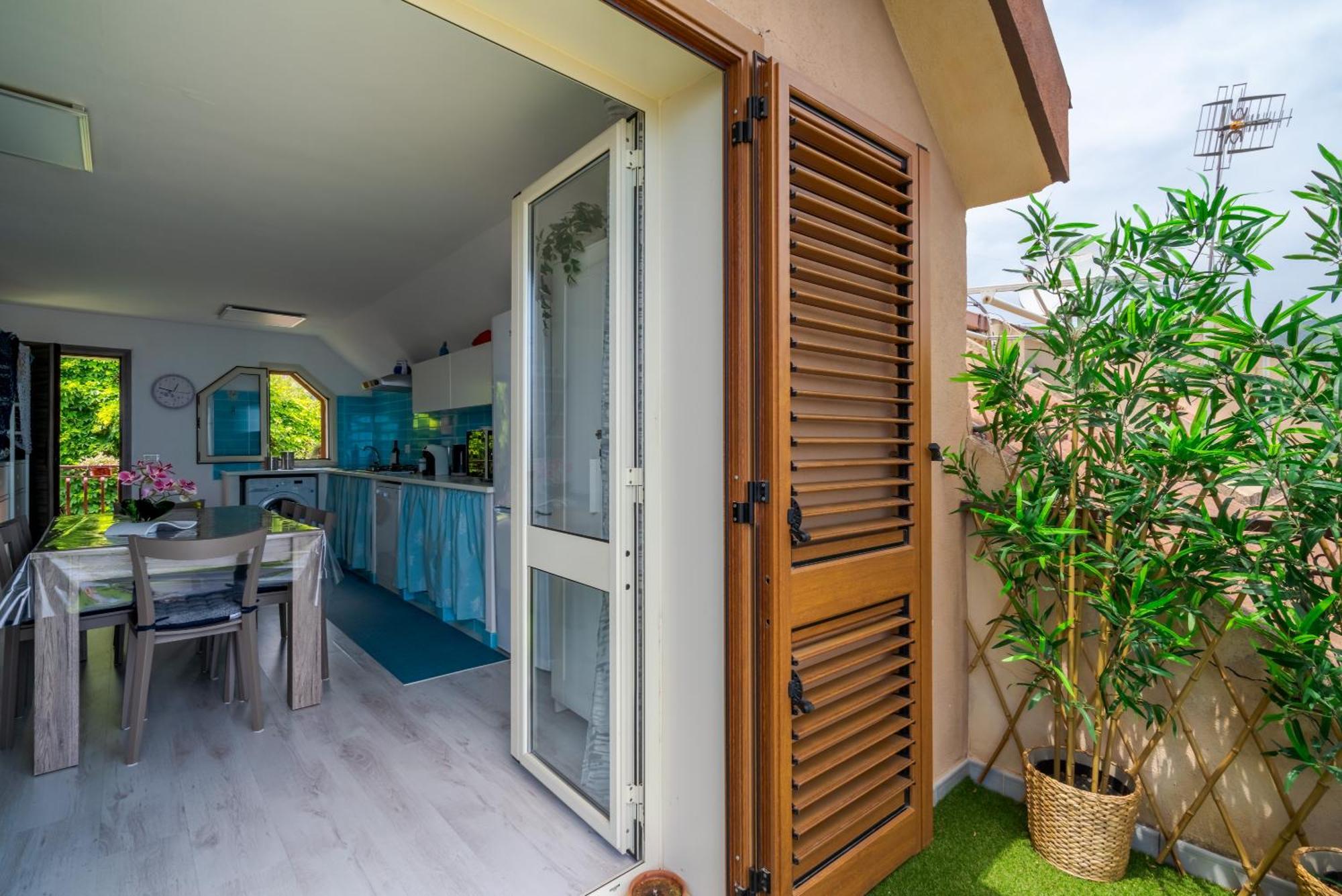 La Goccia Sul Mare Apartment Letojanni Luaran gambar